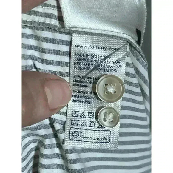 Tommy Hilfiger, Long Sleeve, Slim Fit, Large, Button Down Shirt. - Picture 5 of 6